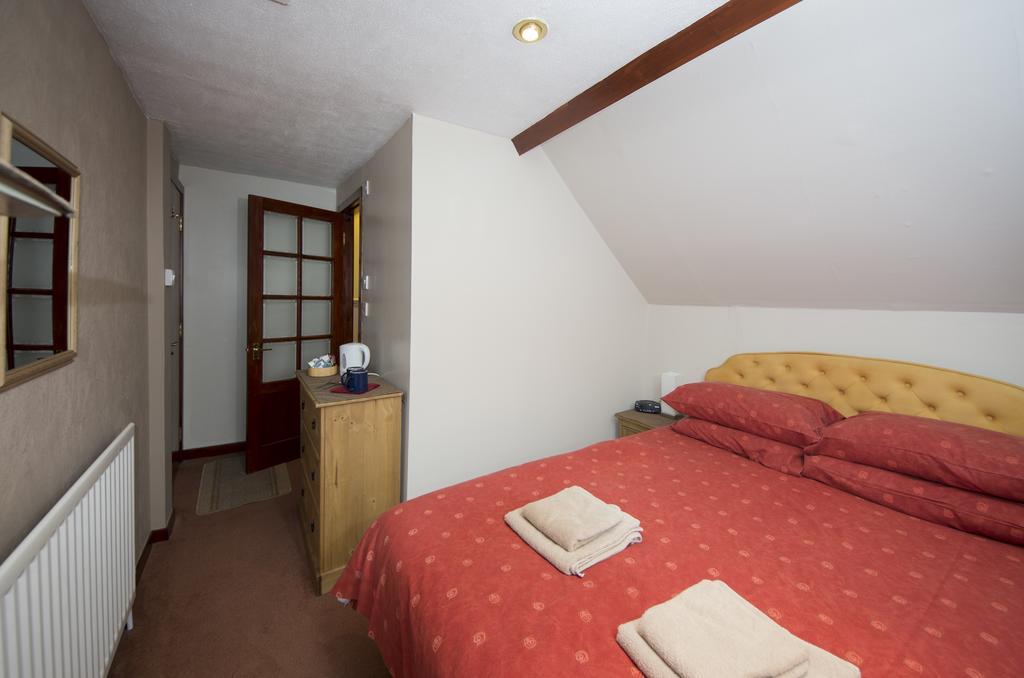 The Horseshoe Inn Lochgilphead Room photo
